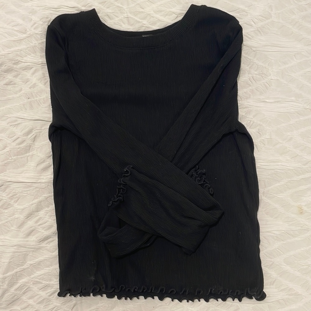 Black long sleeve shirt